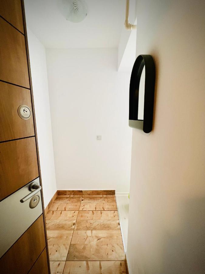 The Airport Loft Otopeni Exterior foto